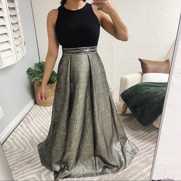 Carmen Marc Valvo Evening Gown Dress Size 6 Maxi Ombré Sequence Black Gold - Picture 2 of 13